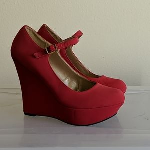 Red wedges